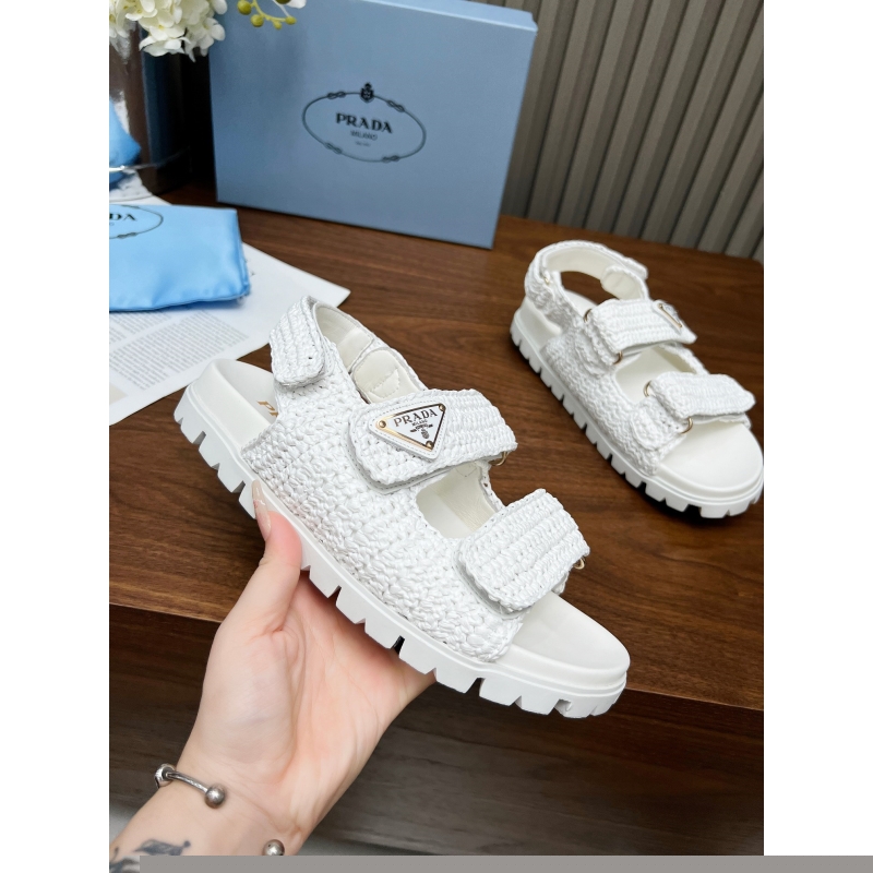 Pra*a sandals